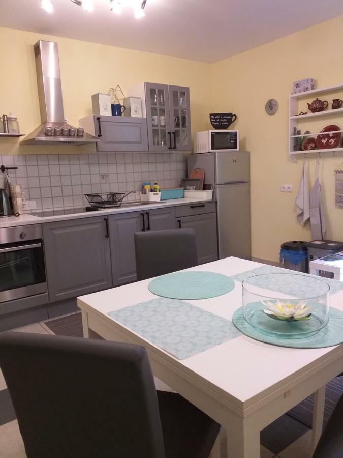 Apartment Stepanjan ブレッド エクステリア 写真
